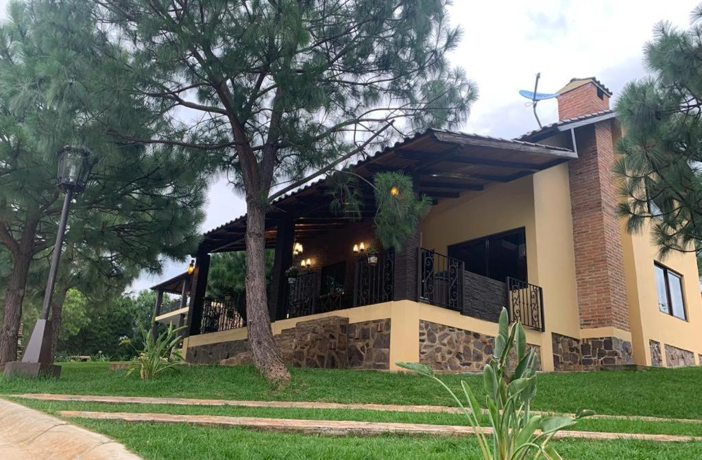 Cabana No.6 Puerta Del Bosque Mazamitla. Kültér fotó